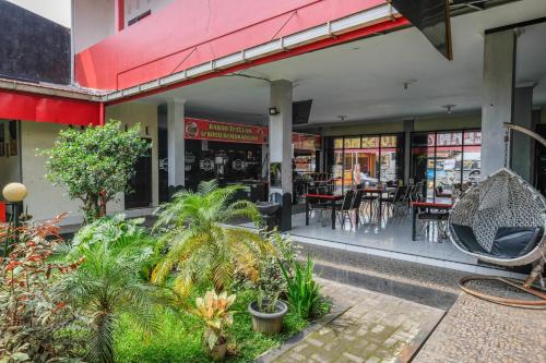 reddoorz syariah near alun alun wonosobo 4