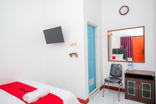 reddoorz syariah near alun alun wonosobo 4