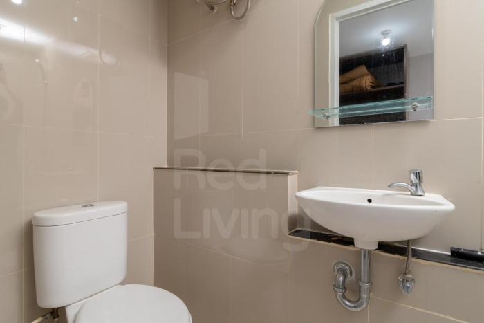 redliving apartemen majestic point serpong by lucia
