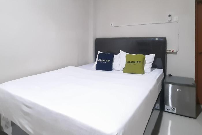 urbanview hotel fira syariah muara enim by reddoorz