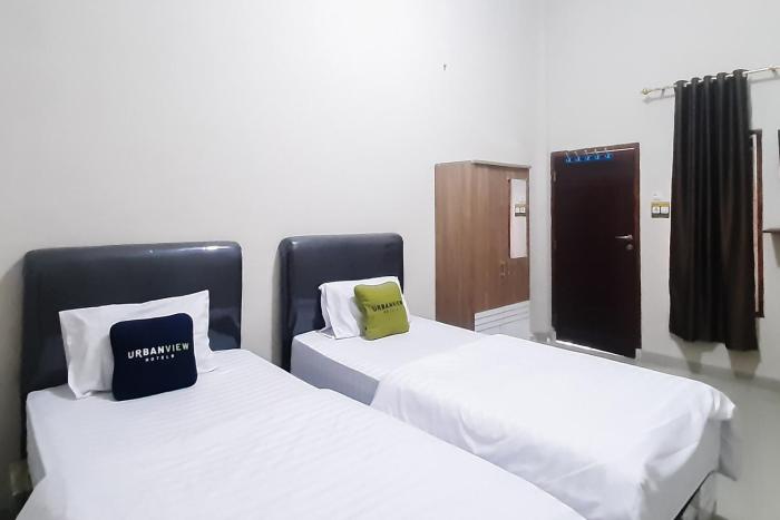 urbanview hotel fira syariah muara enim by reddoorz