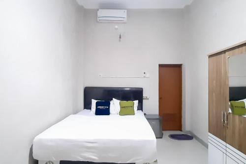 urbanview hotel fira syariah muara enim by reddoorz