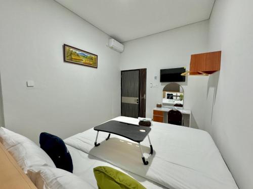 urbanview syariah near stadion manahan solo