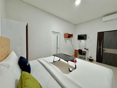 urbanview syariah near stadion manahan solo