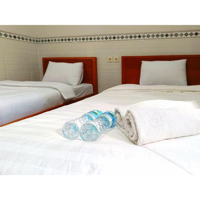 wisma mekar jaya near solo safari mitra reddoorz