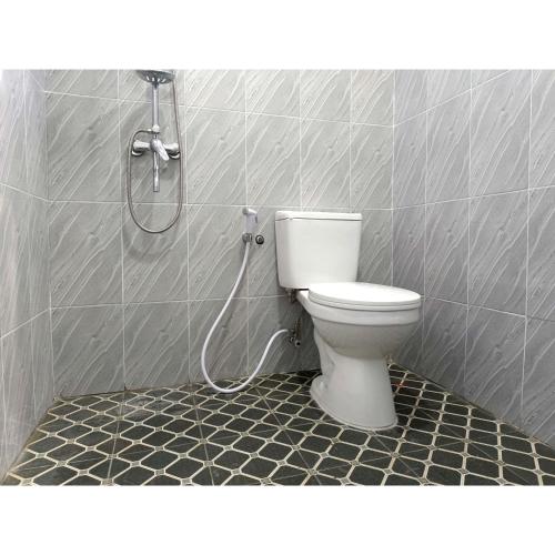 wisma mekar jaya near solo safari mitra reddoorz