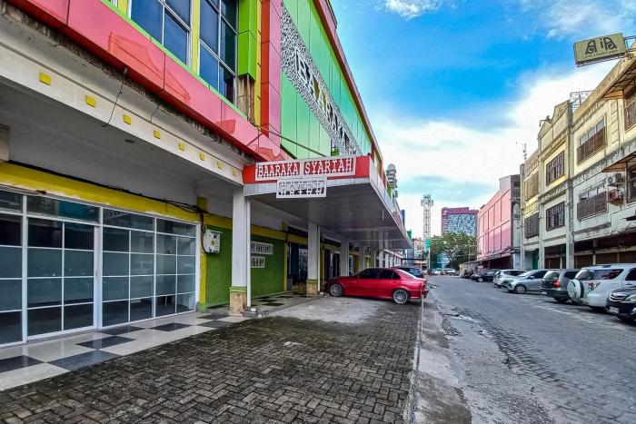 reddoorz hotel baaraka near living world