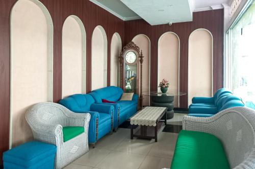Reddoorz Hotel Baaraka Near Living World,,2 star