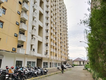 room 88 kemang view apartment