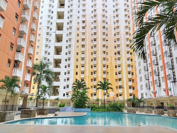 Room 88 Kemang View Apartment,,2 star