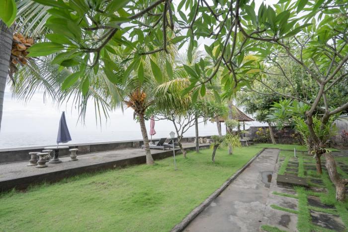 rommeo inn lovina mitra reddoorz