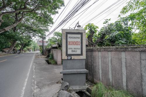 rommeo inn lovina mitra reddoorz