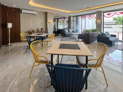 box city hotel mojokerto