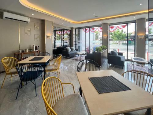 box city hotel mojokerto