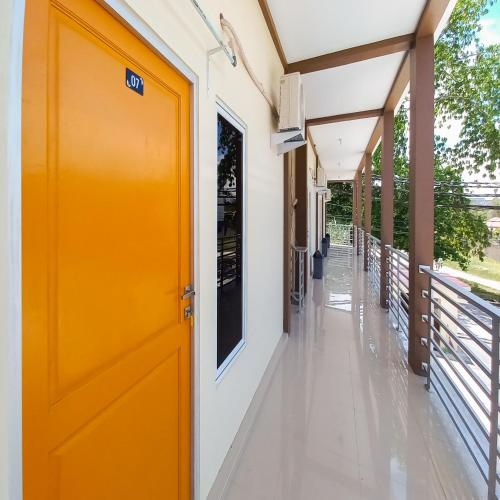 farah homestay syariah mitra reddoorz
