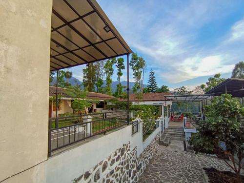 intayu homestay redpartner
