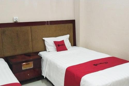 reddoorz syariah ameria bandara nongsa batam
