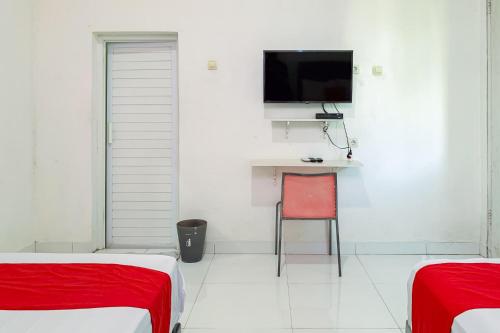 reddoorz at hotel bahagia pangandaran