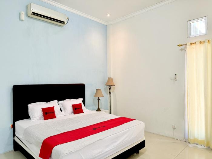reddoorz at politeknik pelayaran surabaya