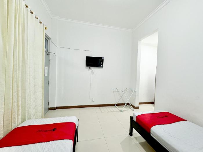 reddoorz at politeknik pelayaran surabaya