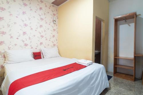 Reddoorz @ Sapo Rumbia 1 Berastagi,,2 star