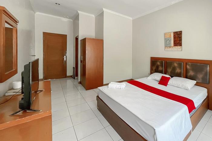 reddoorz near exit toll kalijati subang