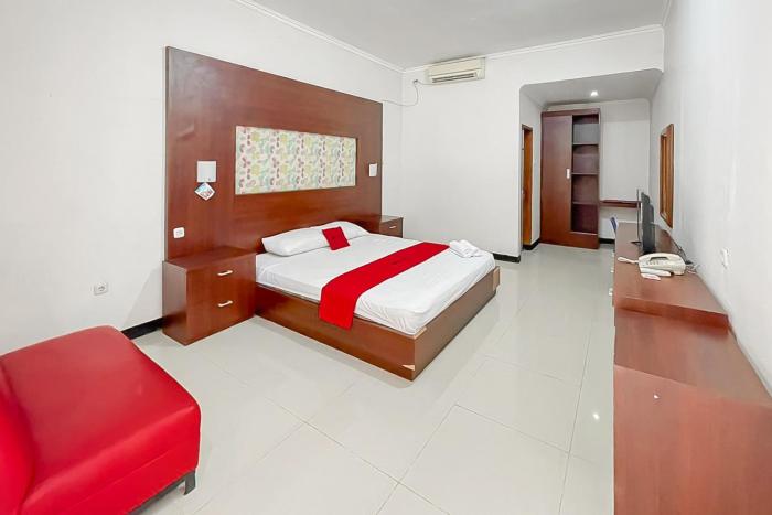 reddoorz near exit toll kalijati subang