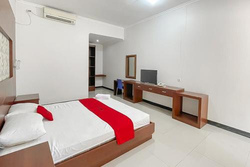 reddoorz near exit toll kalijati subang
