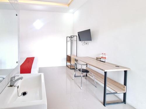 reddoorz near stasiun kediri