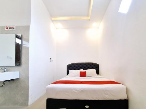 Reddoorz Near Stasiun Kediri,,2 star