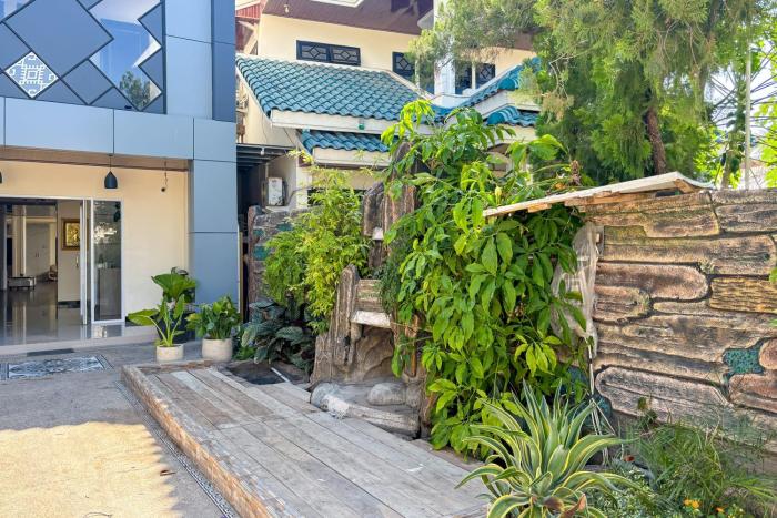 reddoorz plus gng hotel el tari airport kupang