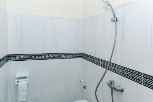 reddoorz plus gng hotel el tari airport kupang