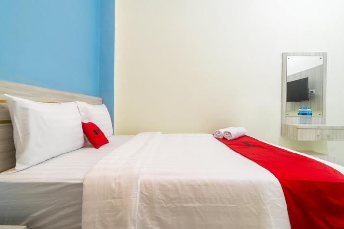 reddoorz plus sempurna inn medan