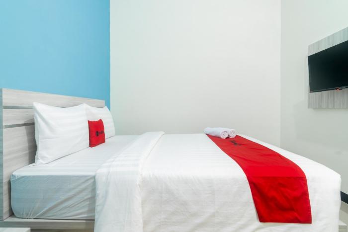 reddoorz plus sempurna inn medan
