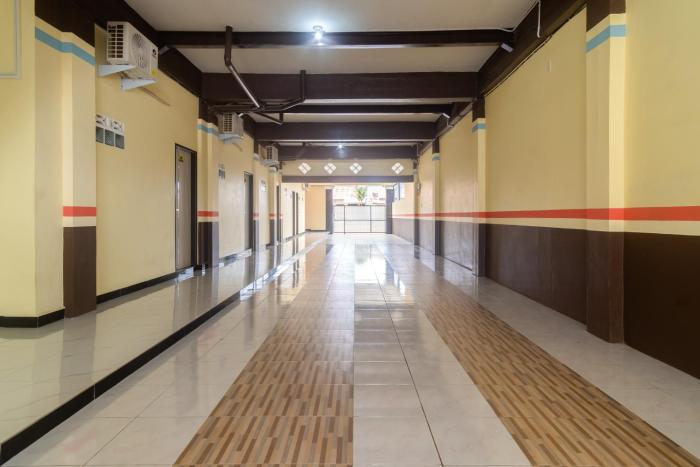 reddoorz plus sempurna inn medan