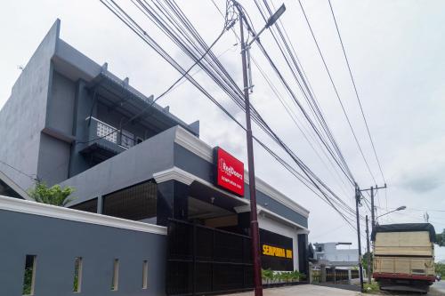 Reddoorz Plus @ Sempurna Inn Medan,,3 star