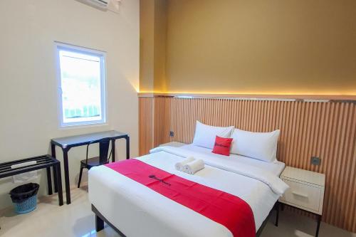 reddoorz plus syariah at lotus residence