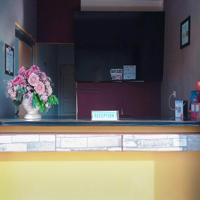 reddoorz syariah hotel dafiz ananda ujung padang