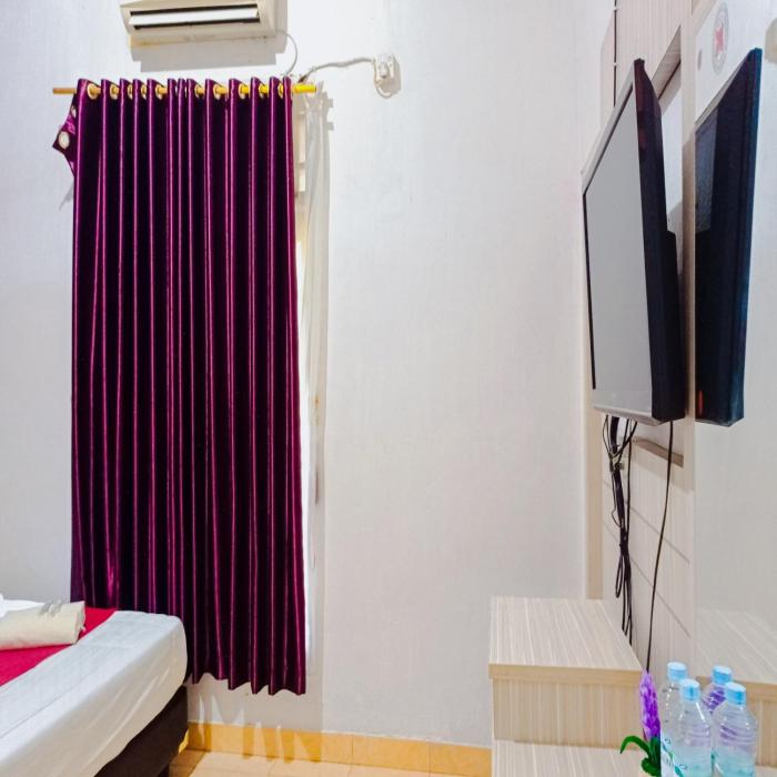 reddoorz syariah hotel dafiz ananda ujung padang
