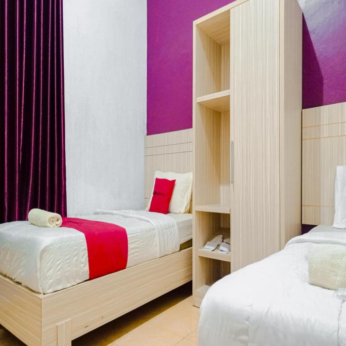 reddoorz syariah hotel dafiz ananda ujung padang