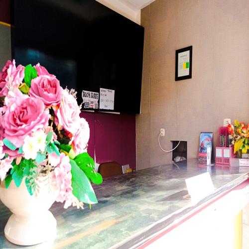 reddoorz syariah hotel dafiz ananda ujung padang