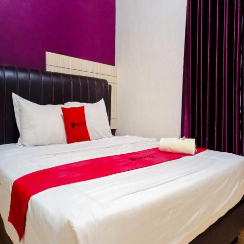 reddoorz syariah hotel dafiz ananda ujung padang