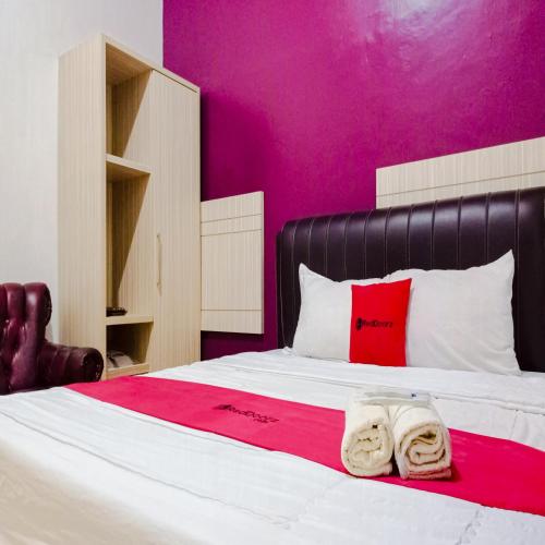 reddoorz syariah hotel dafiz ananda ujung padang
