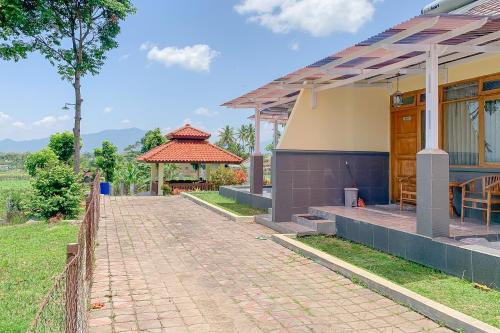 reddoorz syariah kadungora garut