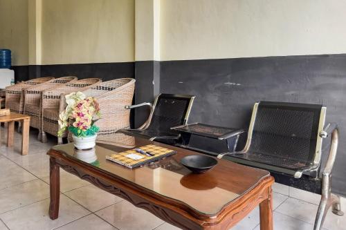 reddoorz syariah at penginapan queen sungai penuh
