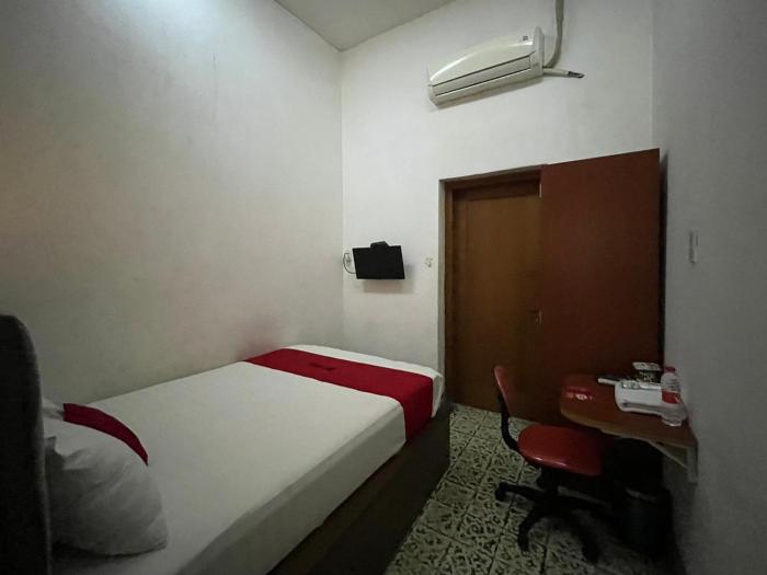 reddoorz syariah near alun alun tulungagung