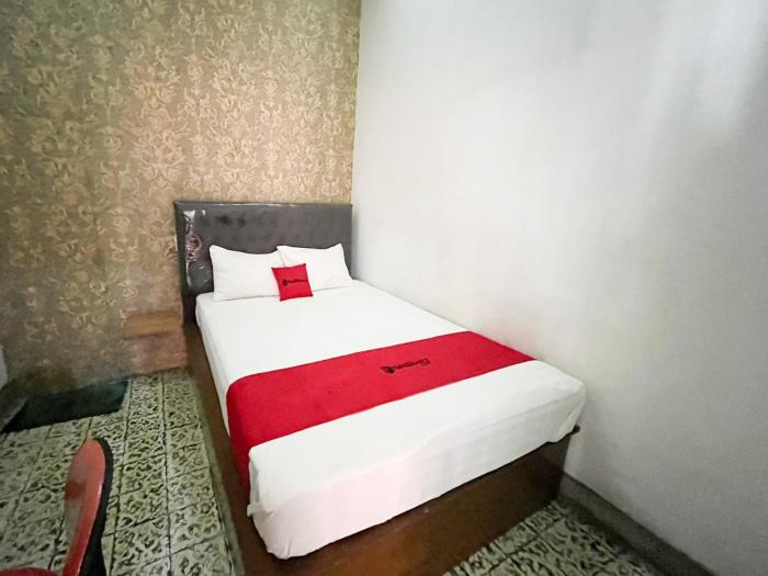 reddoorz syariah near alun alun tulungagung