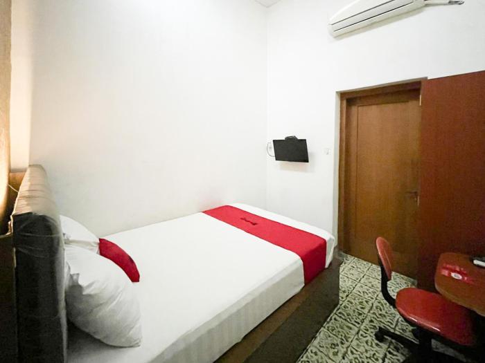 reddoorz syariah near alun alun tulungagung