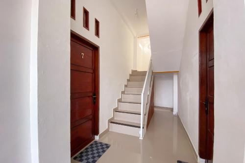 reddoorz syariah near rsup dr m djamil padang