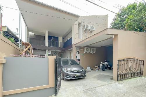 urbanview grey csb mall cirebon